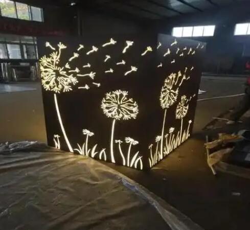 景泰耐候钢灯箱